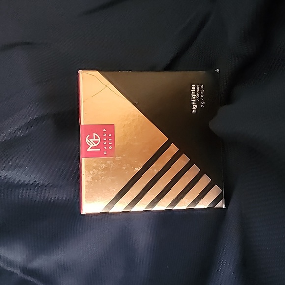 Highlighter by Make Up Geek in Nightlife. NWOT - Picture 4 of 5